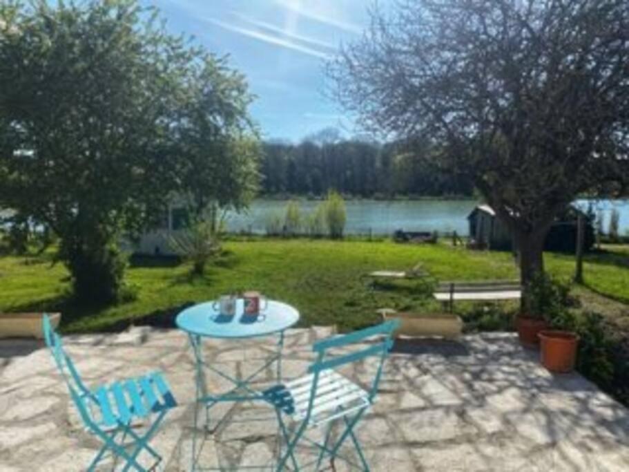Chaleureux Face A L'etang Holiday home